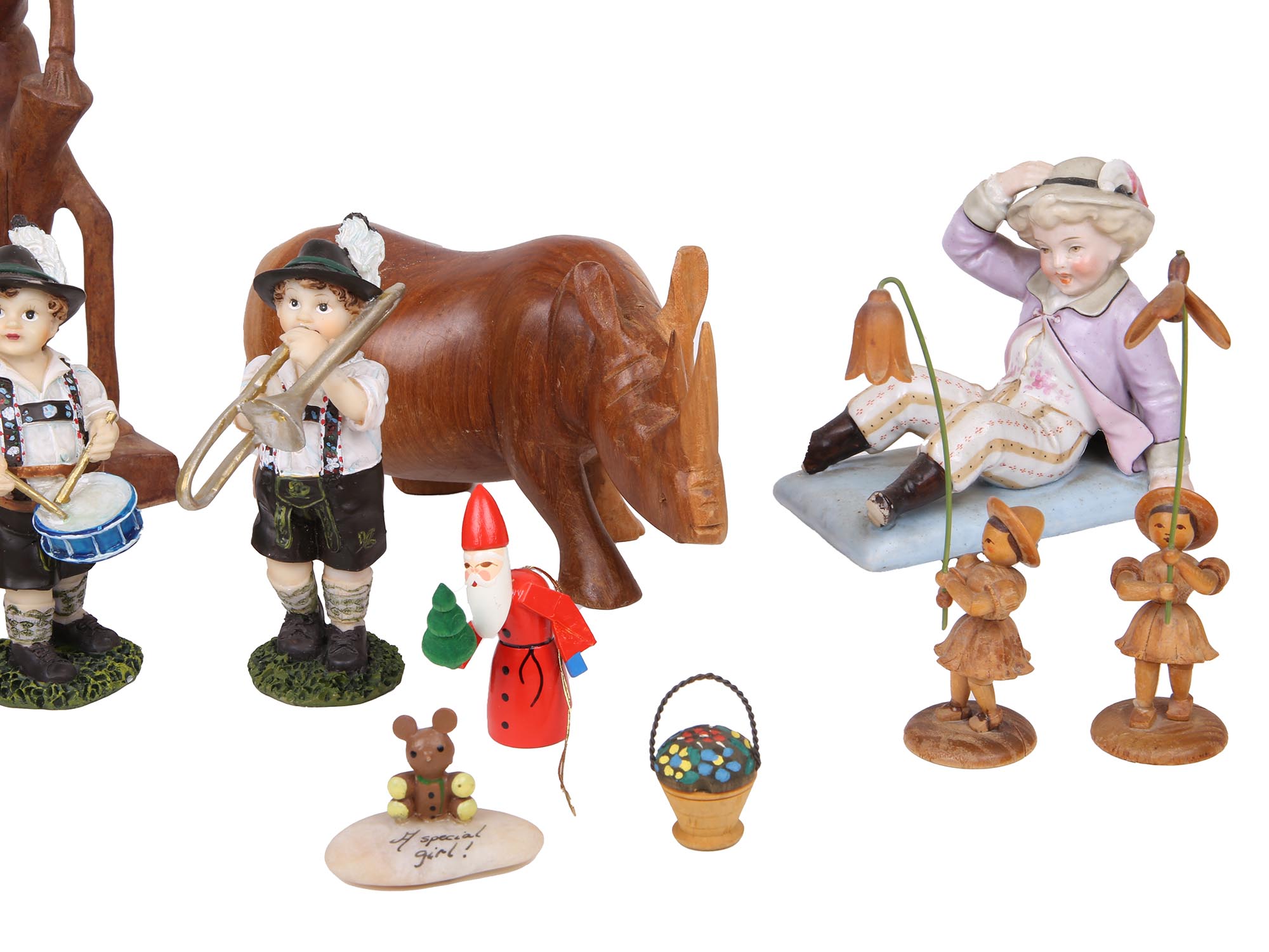 COLLECTION OF VINTAGE COLLECTIBLE FIGURINES PIC-4